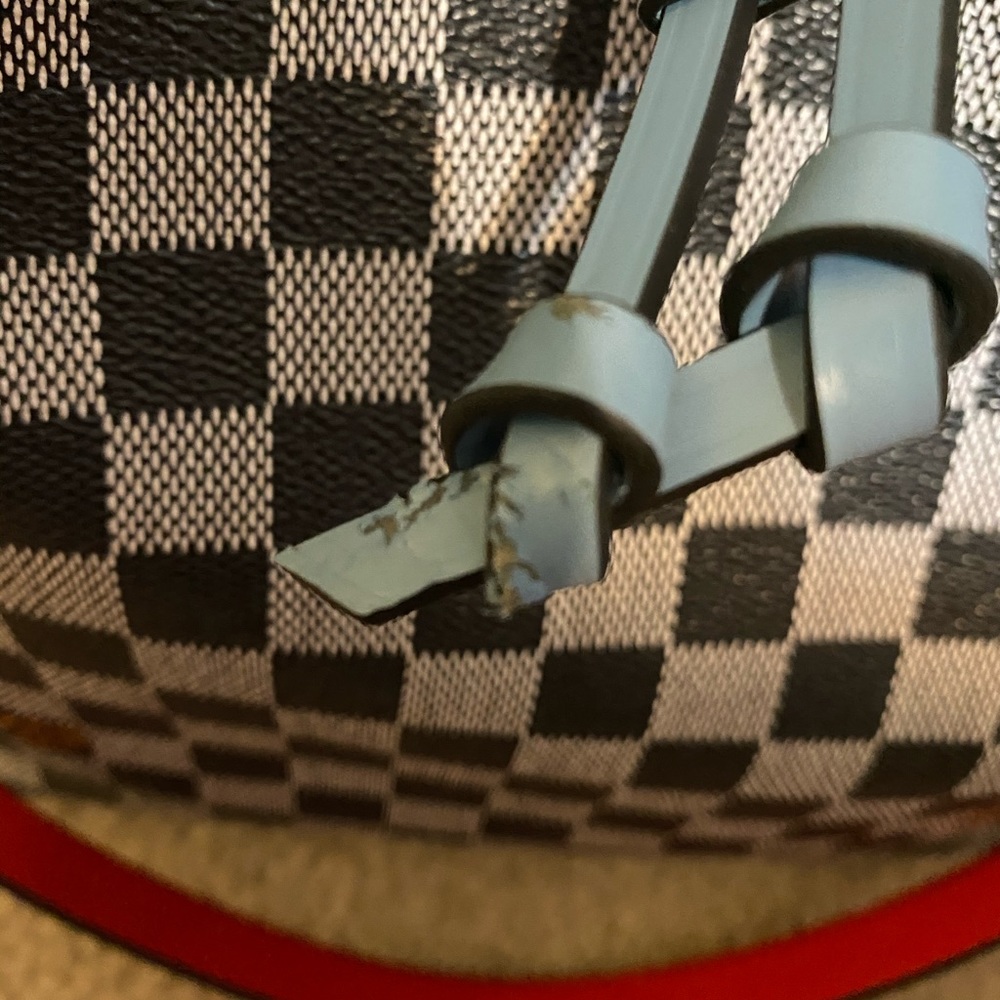 Louis Vuitton limited edition damier neonoe - Picture 10 of 10